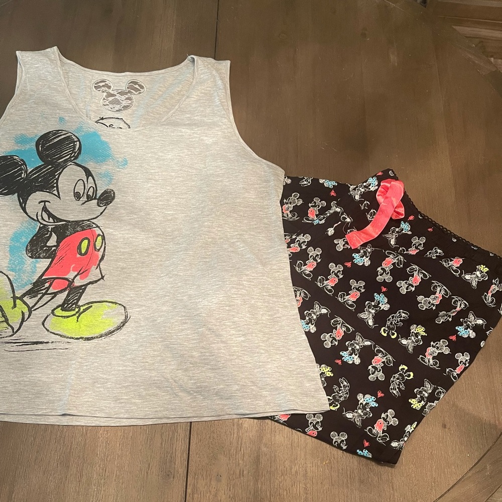 Disney 2 piece PJ set size 2x